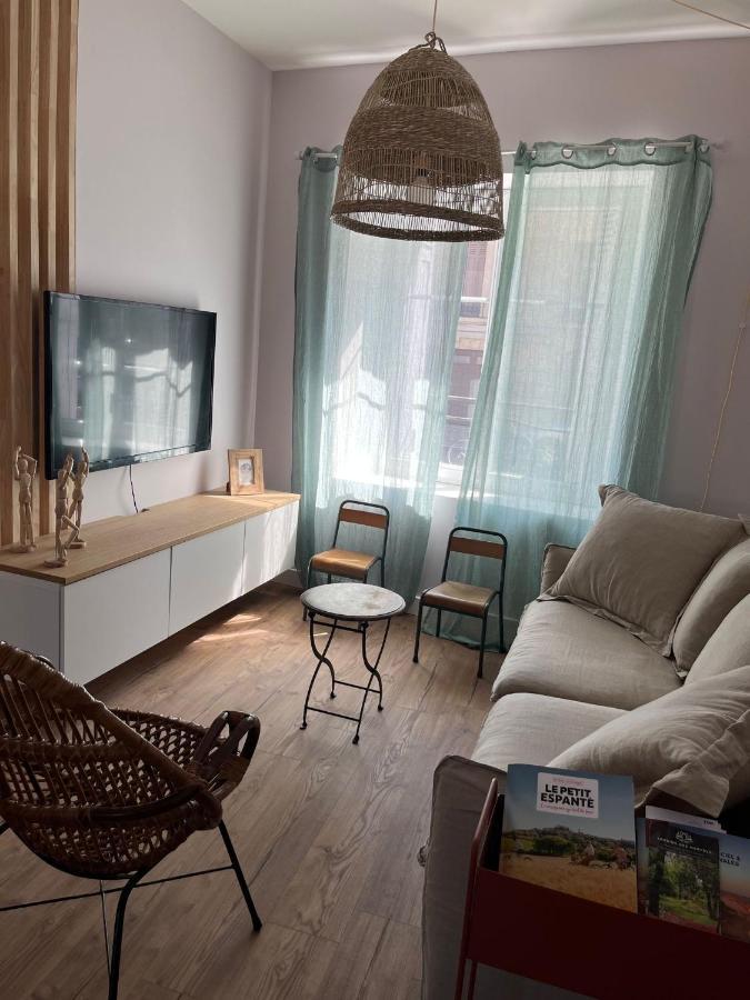 Charmante Maison De Ville Avec Jardin - Miamor กัสทร์ ภายนอก รูปภาพ